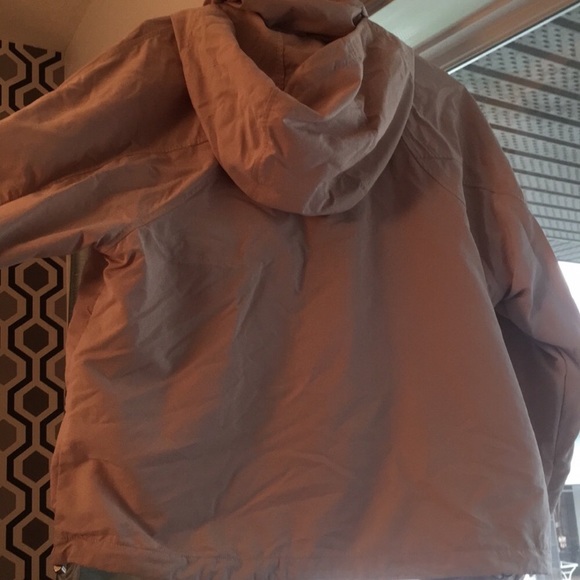 Nude pink lululemon jacket - Picture 3 of 3